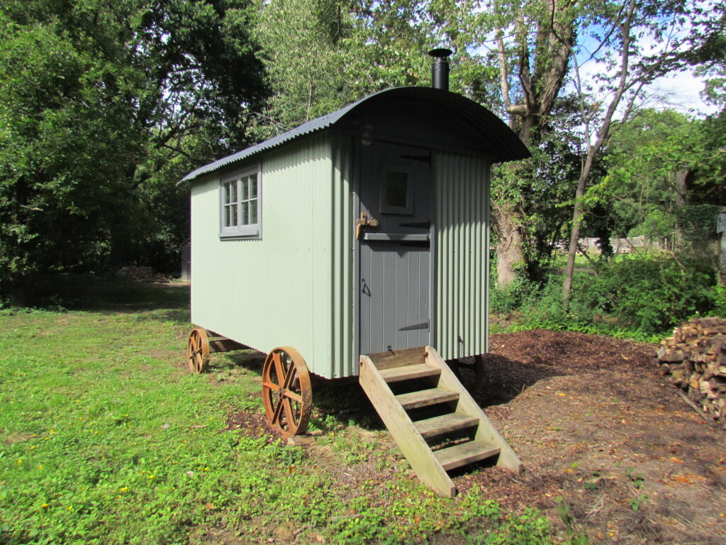 Wyerworks shepherd's hut